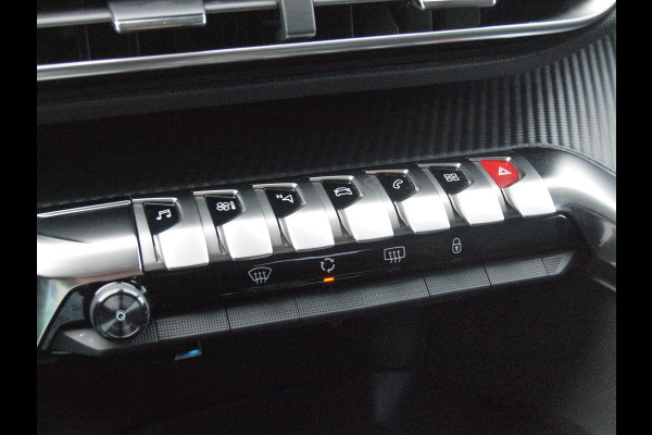 Peugeot 3008 1.2 PureTech Active | Apple Carplay | Camera | Cruise Control | Trekhaak | Automaat | NL-Auto |