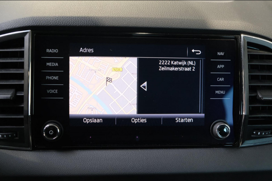 Škoda Karoq 1.0 TSI Ambition Business Automaat - N.A.P. Airco, Navi, Cruise, PDC.