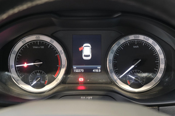 Škoda Karoq 1.0 TSI Ambition Business Automaat - N.A.P. Airco, Navi, Cruise, PDC.