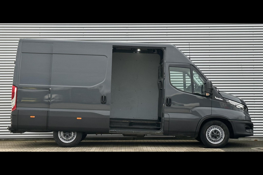 Iveco Daily 35C18 3.0 Automaat Mooie uitvoering Zeer netjes!