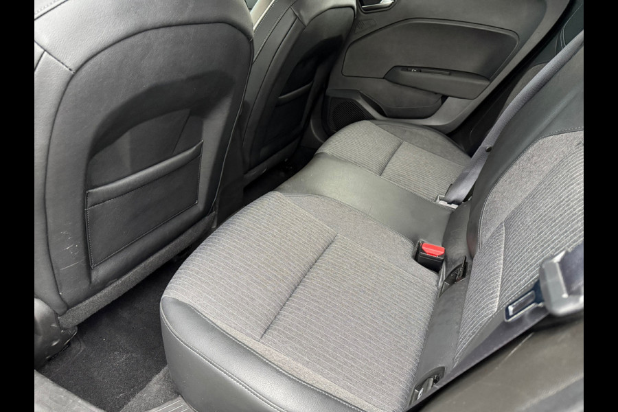 Renault Clio 1.0 TCe Intens - Automaat - Groot Navi - Climate - 360 Camera - Cruise