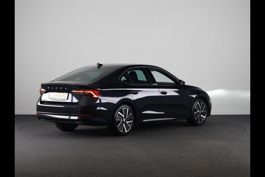 Škoda Octavia 1.0 TSI Sport Business 110 pk | Navigatie | Parkeersensoren | Adaptieve cruise control | LED koplampen | Apple Carplay/Android Auto |