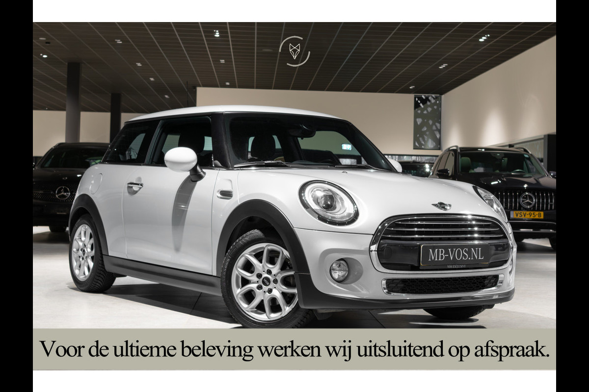 MINI Mini 1.5 Cooper Serious Business Automaat Keyless|Gr-Navi|LED|CC|PDC|Volledige historie