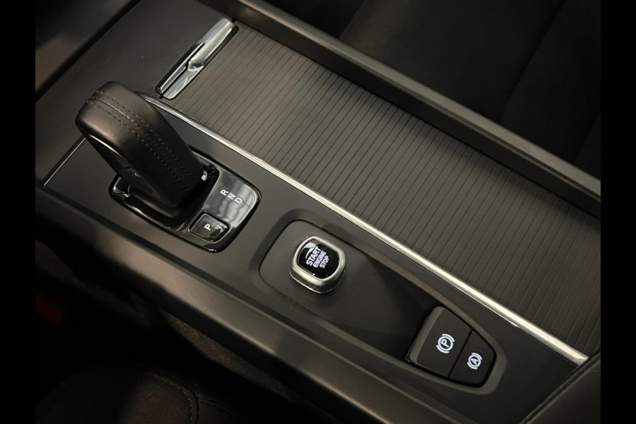 Volvo V60 2.0 B3 / NL-auto / BTW / Stoel + Stuurverwarming