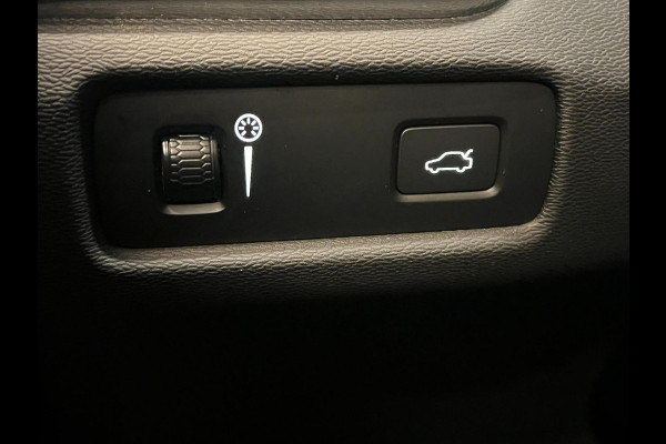 Volvo V60 2.0 B3 / NL-auto / BTW / Stoel + Stuurverwarming