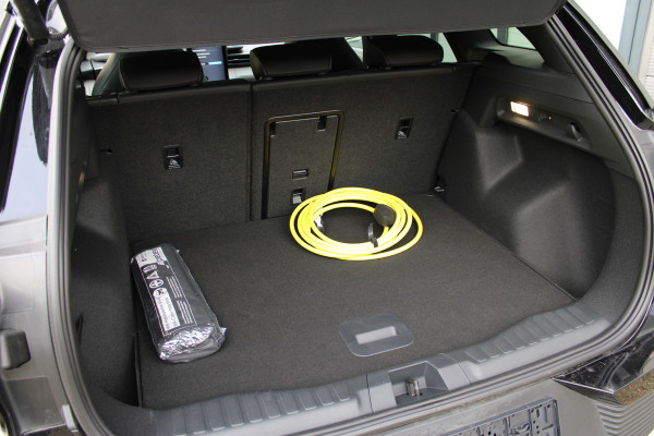Ford Explorer Extended Range RWD 77 kWh | Trekhaak | AGR | Winterpack | Head-Up