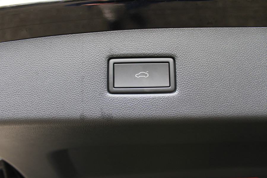 Ford Explorer Extended Range RWD 77 kWh | Trekhaak | AGR | Winterpack | Head-Up