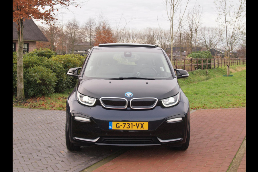 BMW i3 S Executive Edition 120Ah 42 kWh | Panoramadak | Harman Kardon | Camera | Apple Carplay | Cruise Control |