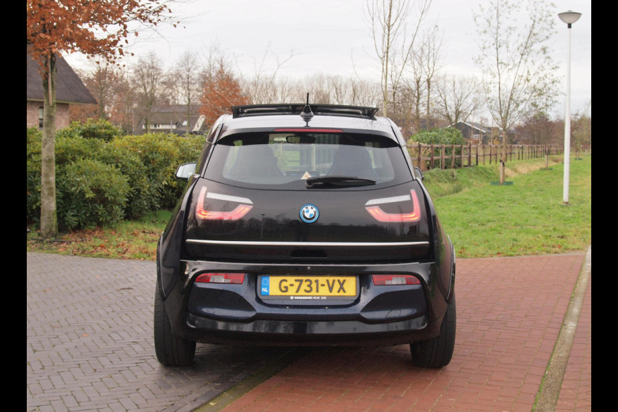 BMW i3 S Executive Edition 120Ah 42 kWh | Panoramadak | Harman Kardon | Camera | Apple Carplay | Cruise Control |