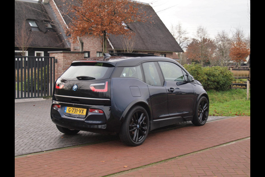 BMW i3 S Executive Edition 120Ah 42 kWh | Panoramadak | Harman Kardon | Camera | Apple Carplay | Cruise Control |