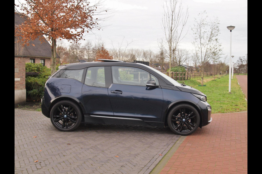 BMW i3 S Executive Edition 120Ah 42 kWh | Panoramadak | Harman Kardon | Camera | Apple Carplay | Cruise Control |