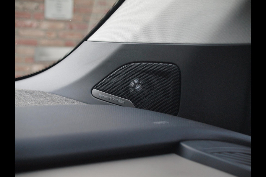 BMW i3 S Executive Edition 120Ah 42 kWh | Panoramadak | Harman Kardon | Camera | Apple Carplay | Cruise Control |