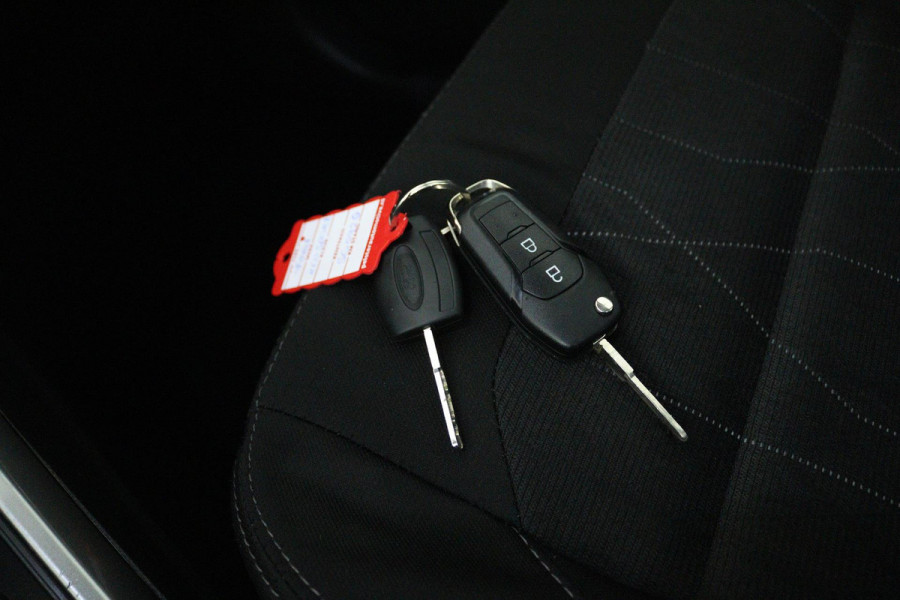 Ford EcoSport 1.0 EcoBoost Trend Ultimate (CRUISE CONTROL, NAVIGATIE, PARKEERSENSOREN)