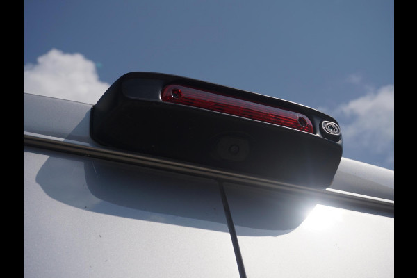 Peugeot e-Boxer 3.5t L3H2 Zwaar 110 kWh | 8 jaar garantie | Pakket Style Black | Pakket Premium Visibilit LED | Pakket City Plus