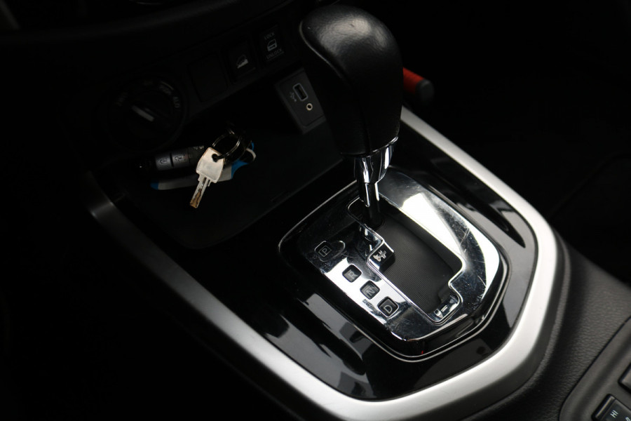 Nissan Navara 2.3 dCi 190pk New N-Guard Automaat 4x4 3.500kg Trekhaak