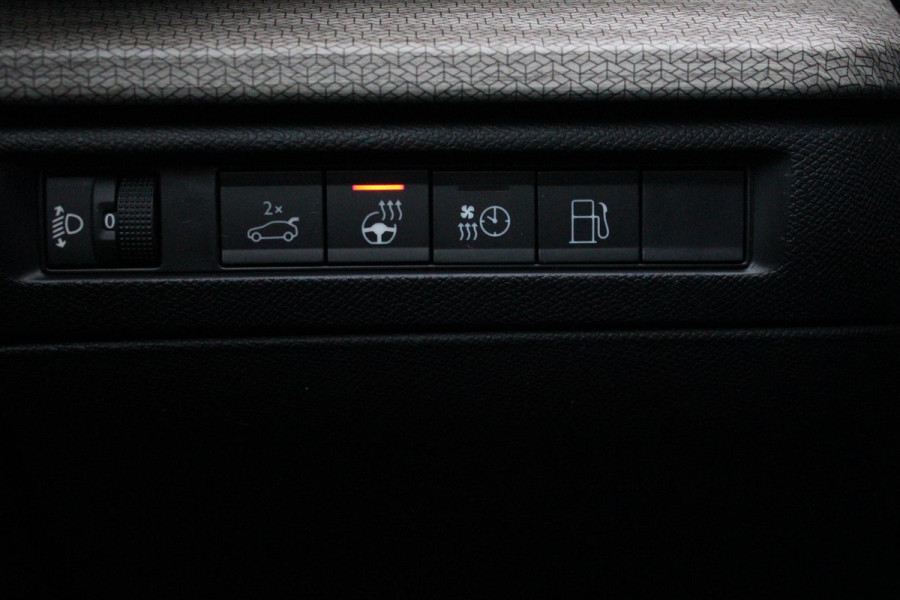 Citroën C5 X 1.6 Plug-in Hybrid 225PK MAX | PANORAMISCH SCHUIF / KANTELDAK | ELEKTRISCHE VOORSTOELEN MET GEHEUGEN | VOORSTOEL VENTILATIE | VOORSTOEL VERWARMING | VOORSTOELEN MET MASSAGE FUNCTIE | LEDEREN BEKLEDING | STUUR VERWARMING | DRAADLOOS APPLE CARPLAY / ANDROID AUTO | 360° CAMERA | KEYLESS ENTRY / START | 19"LICHTMETALEN VELGEN | ELEKTRISCH BEDIENBARE ACHTERKLEP MET HANDSFREE FUNCTIE | HEADUP DISPLAY | NAVIGATIE | ADAPTIVE CRUISE CONTROL |