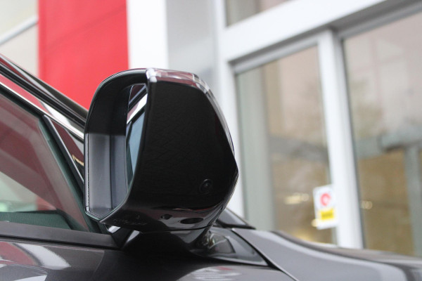 Citroën C5 X 1.6 Plug-in Hybrid 225PK MAX | PANORAMISCH SCHUIF / KANTELDAK | ELEKTRISCHE VOORSTOELEN MET GEHEUGEN | VOORSTOEL VENTILATIE | VOORSTOEL VERWARMING | VOORSTOELEN MET MASSAGE FUNCTIE | LEDEREN BEKLEDING | STUUR VERWARMING | DRAADLOOS APPLE CARPLAY / ANDROID AUTO | 360° CAMERA | KEYLESS ENTRY / START | 19"LICHTMETALEN VELGEN | ELEKTRISCH BEDIENBARE ACHTERKLEP MET HANDSFREE FUNCTIE | HEADUP DISPLAY | NAVIGATIE | ADAPTIVE CRUISE CONTROL |