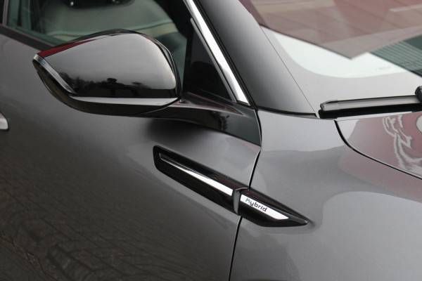 Citroën C5 X 1.6 Plug-in Hybrid 225PK MAX | PANORAMISCH SCHUIF / KANTELDAK | ELEKTRISCHE VOORSTOELEN MET GEHEUGEN | VOORSTOEL VENTILATIE | VOORSTOEL VERWARMING | VOORSTOELEN MET MASSAGE FUNCTIE | LEDEREN BEKLEDING | STUUR VERWARMING | DRAADLOOS APPLE CARPLAY / ANDROID AUTO | 360° CAMERA | KEYLESS ENTRY / START | 19"LICHTMETALEN VELGEN | ELEKTRISCH BEDIENBARE ACHTERKLEP MET HANDSFREE FUNCTIE | HEADUP DISPLAY | NAVIGATIE | ADAPTIVE CRUISE CONTROL |