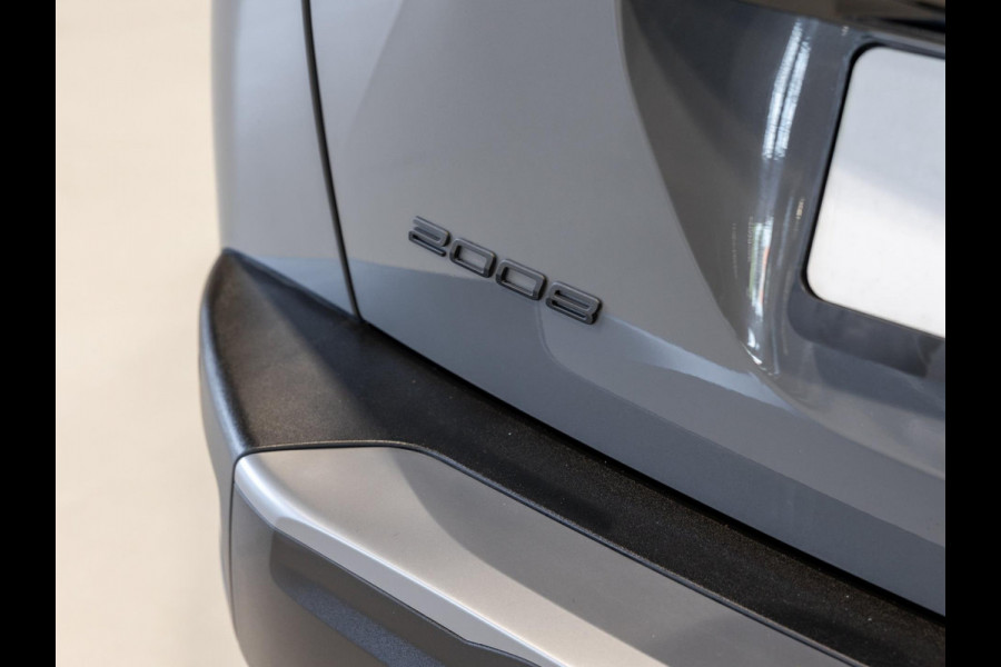 Peugeot 2008 1.2 Hybrid 136 Allure / 136pk / Dodehoek herkenning / Apple CarPlay / Adaptieve Cruise control /