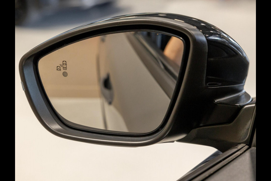 Peugeot 2008 1.2 Hybrid 136 Allure / 136pk / Dodehoek herkenning / Apple CarPlay / Adaptieve Cruise control /