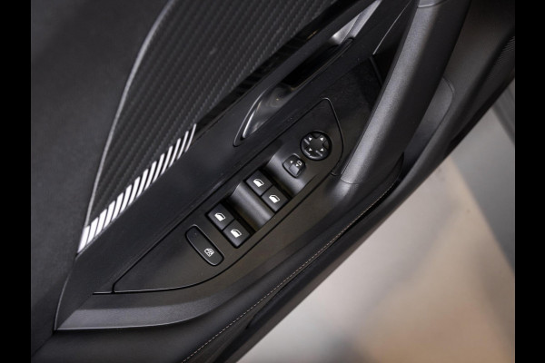 Peugeot 2008 1.2 Hybrid 136 Allure / 136pk / Dodehoek herkenning / Apple CarPlay / Adaptieve Cruise control /