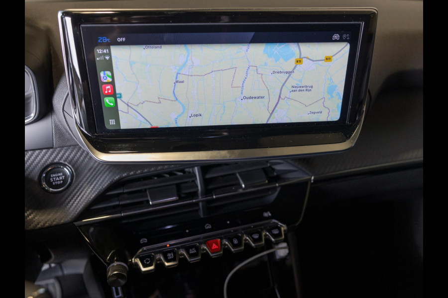Peugeot 2008 1.2 Hybrid 136 Allure / 136pk / Dodehoek herkenning / Apple CarPlay / Adaptieve Cruise control /