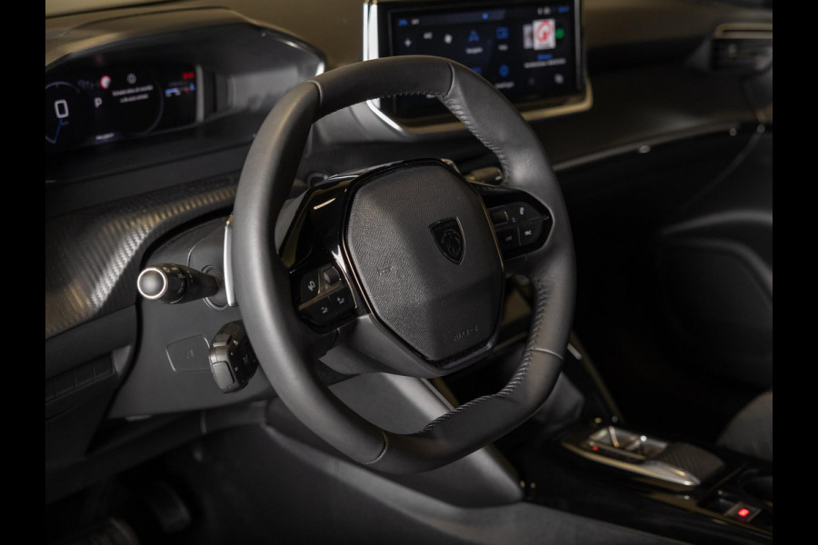 Peugeot 2008 1.2 Hybrid 136 Allure / 136pk / Dodehoek herkenning / Apple CarPlay / Adaptieve Cruise control /