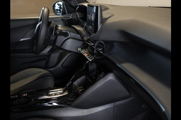 Peugeot 2008 1.2 Hybrid 136 Allure / 136pk / Dodehoek herkenning / Apple CarPlay / Adaptieve Cruise control /