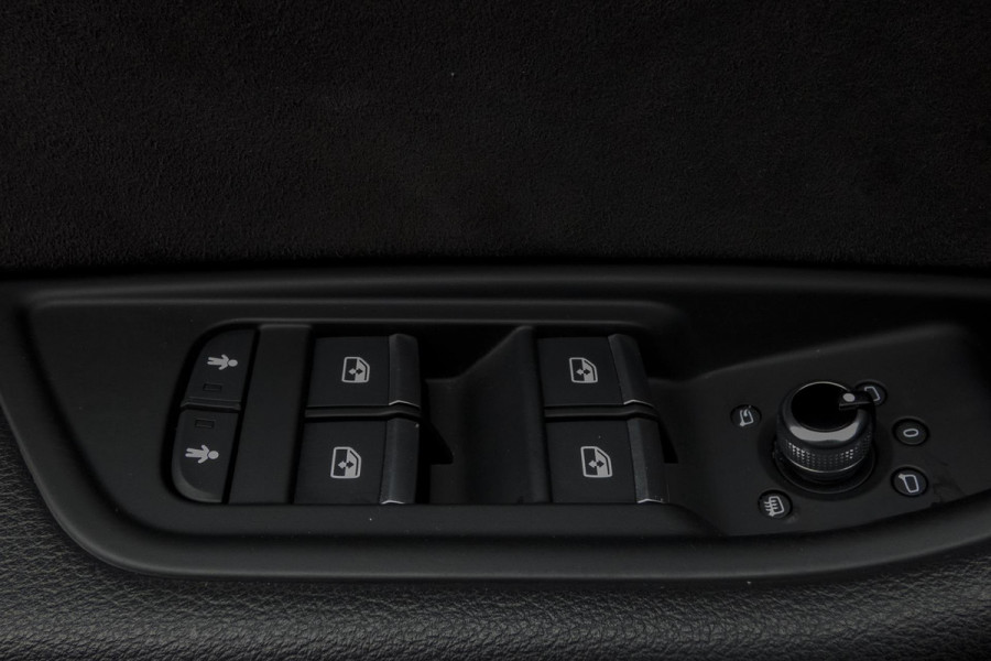 Audi A5 Sportback 2.0 TFSI MHEV Sport S-line Edition | SFEERVERLICHTING | STOELVERWARMING | BLACK OPTIC PAKKET