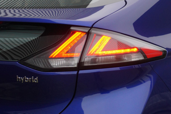 Hyundai IONIQ 1.6 GDi Hybrid Premium/Facelift/Leer/Camera/ Navi/Nieuwe banden!