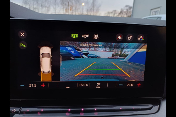 Škoda Octavia Combi 1.0 e-TSI Business Edition - N.A.P. Airco, Cruise, Navi, PDC, Camera, Trekhaak.