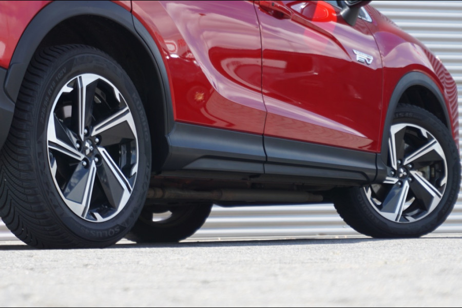 Mitsubishi Eclipse Cross PHEV Intense+ AUTOMAAT CARPLAY | CAMERA | HAAK | STOELVERW.