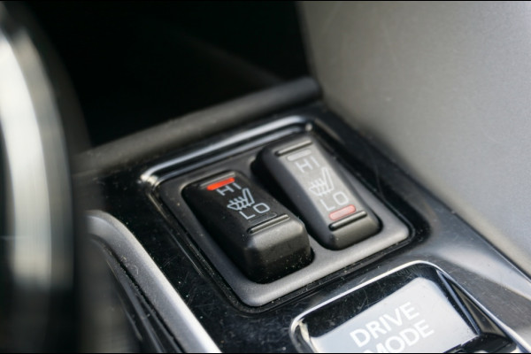 Mitsubishi Eclipse Cross PHEV Intense+ AUTOMAAT CARPLAY | CAMERA | HAAK | STOELVERW.