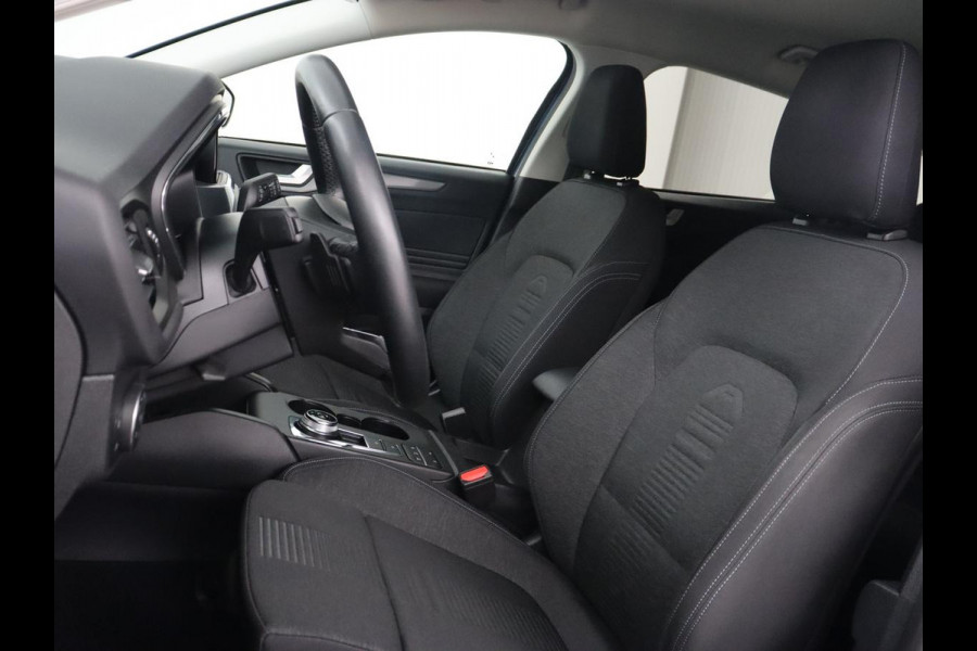 Ford Focus 1.5 EcoBoost Active | Stoel & stuurverwarming | Trekhaak | Camera | Adaptive cruise | Carplay | Navigatie | B&O Sound | Climate control | Keyless | Full LED | Park Assist