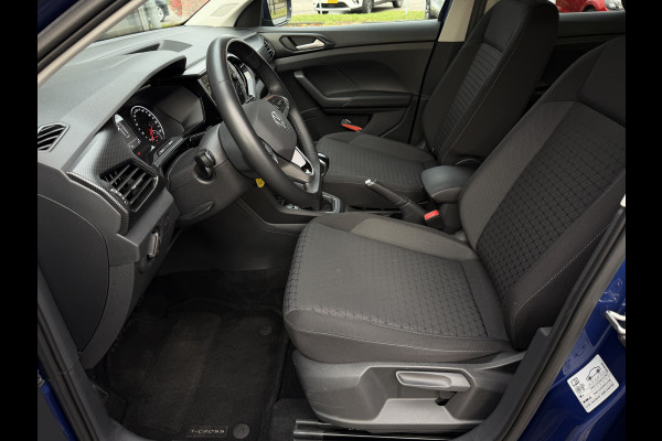Volkswagen T-Cross 1.0 TSI Life / Adaptive Cruise / Carplay / Navigatie / Airco / Achteruitrij- camera /
