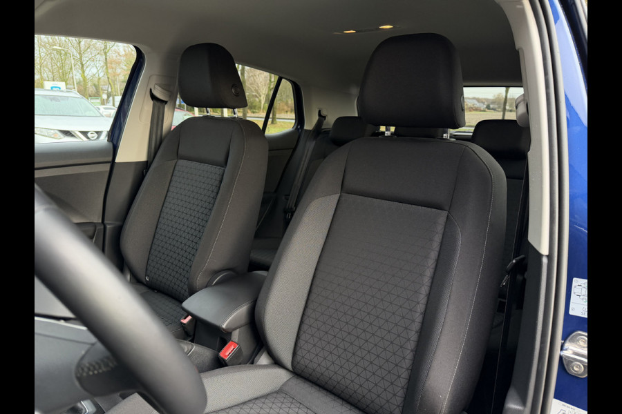 Volkswagen T-Cross 1.0 TSI Life / Adaptive Cruise / Carplay / Navigatie / Airco / Achteruitrij- camera /