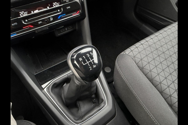 Volkswagen T-Cross 1.0 TSI Life / Adaptive Cruise / Carplay / Navigatie / Airco / Achteruitrij- camera /