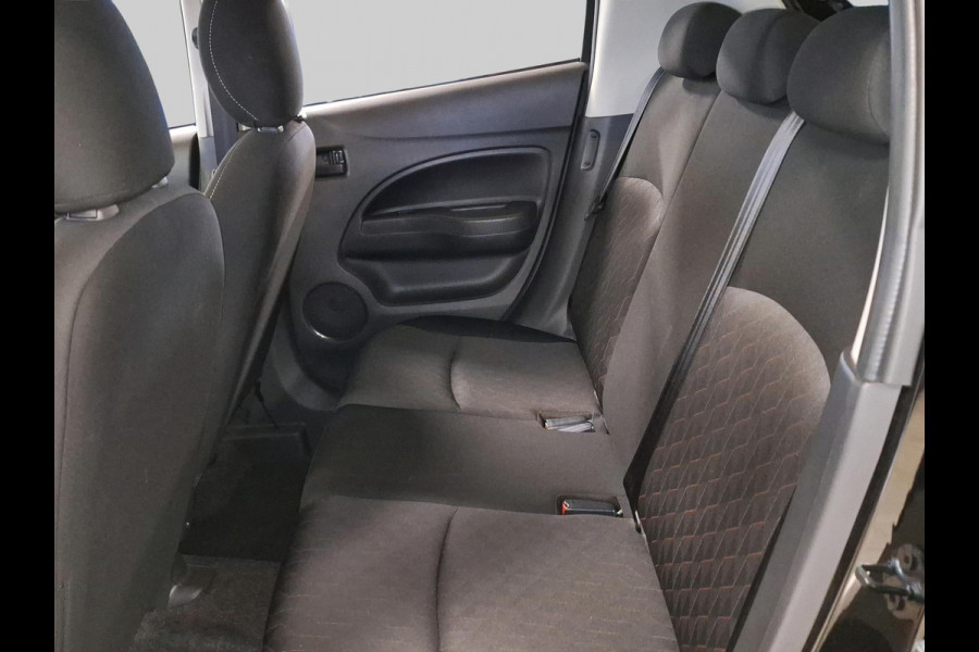 Mitsubishi Space Star 1.2 Intense Incl. Apple Carplay/Android Auto | Achteruitrijcamera | Lichtmetalen velgen