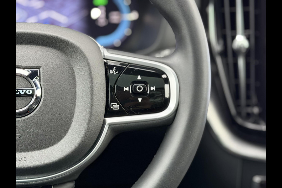 Volvo XC60 2.0 T8 Plug-in hybrid AWD R-Design |Facelift|Pano|Bowers & Wilkins|Stoel Ventilatie|Pilot Assist|Trekhaak