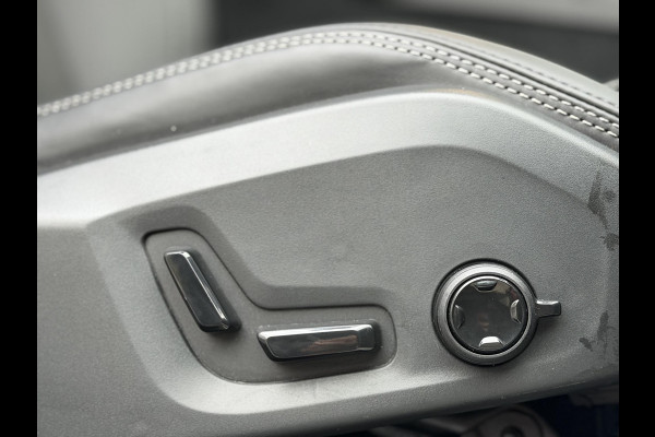 Volvo XC60 2.0 T8 Plug-in hybrid AWD R-Design |Facelift|Pano|Bowers & Wilkins|Stoel Ventilatie|Pilot Assist|Trekhaak