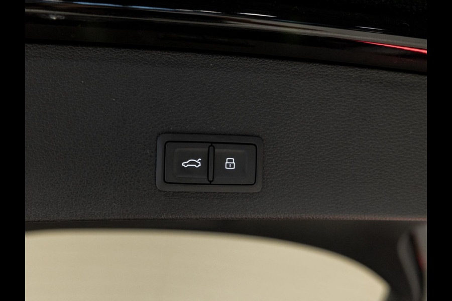 Audi Q2 35 TFSI Advanced edition / 150pk / Stoelverwarming / Keyless entry / Matrix LED / Adaptieve cruise control /