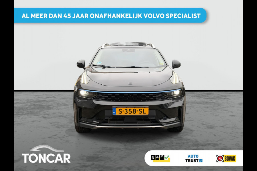 Lynk & Co 01 1.5 Plug in Hybrid 261pk | SkyRoof | 360° Camera | Climate Pack | Pilot Assist | Park Assist | Carplay Android auto