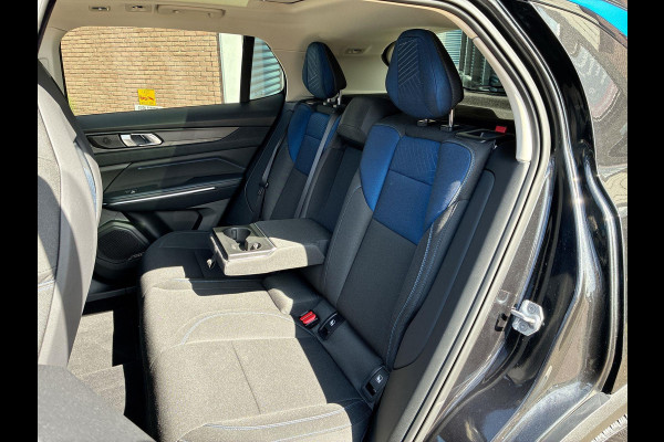 Lynk & Co 01 1.5 Plug in Hybrid 261pk | SkyRoof | 360° Camera | Climate Pack | Pilot Assist | Park Assist | Carplay Android auto