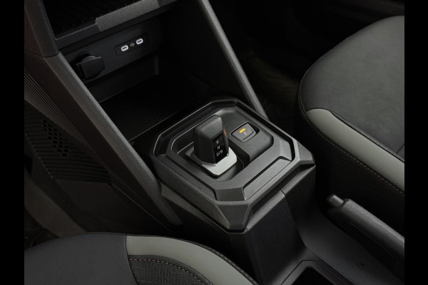 Dacia Duster 1.6 HYBRID EXTREME CAMERA CARLAY NAVI STOEL/STUUR/RUIT VERW. LED PDC