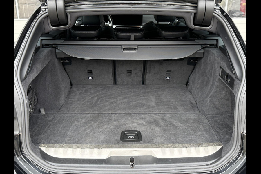 BMW 3 Serie Touring 330e M SPORT LCI | DRIVING PROFF. | TREKHAAK | 360 CAMERA | LEDER |