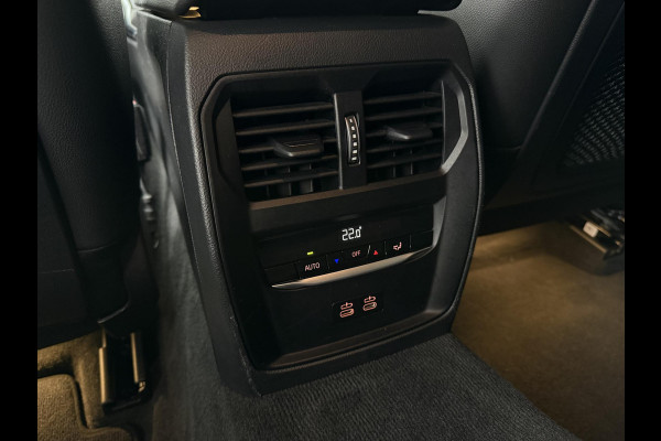 BMW 3 Serie Touring 330e M SPORT LCI | DRIVING PROFF. | TREKHAAK | 360 CAMERA | LEDER |