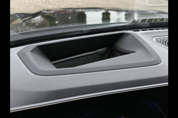 BMW 3 Serie Touring 330e M SPORT LCI | DRIVING PROFF. | TREKHAAK | 360 CAMERA | LEDER |