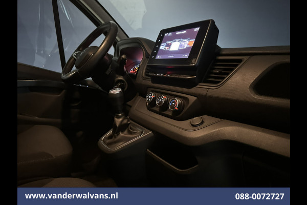Renault Trafic 2.0 dCi 131pk L2H1 Euro6 Airco | Navigatie | LED | Cruisecontrol | 2500kg Trekhaak Parkeersensoren, Bijrijdersbank