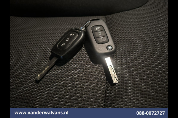 Renault Trafic 2.0 dCi 131pk L2H1 Euro6 Airco | Navigatie | LED | Cruisecontrol | 2500kg Trekhaak Parkeersensoren, Bijrijdersbank