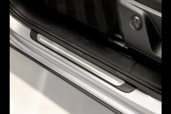 Audi Q2 35 TFSI Advanced edition / 150pk / Stoelverwarming / Keyless entry / Matrix LED / Adaptieve cruise control /